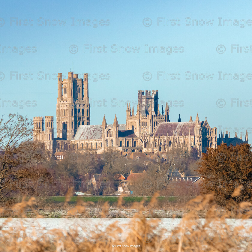 Southerly view of Ely Cathedral 
 PLEASE NOTE - THIS IMAGE HAS BEEN VERY POPULAR AND I HAVE 4 CURRENTLY AVAILABLE. PLEASE MESSAGE ME VIA THE CONTACTS TAB TO ORDER MORE 
 Keywords: tx1_sale_limit:4
Old Hall Ely Cathedral wraptious