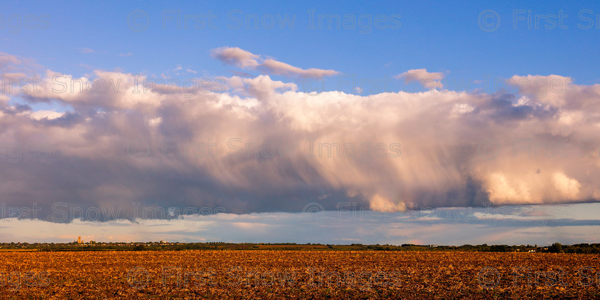 Ely Cathedral skyscape 
 Ely Cathedral skyscape 
 Keywords: landscape clouds ely rainbow panoramic