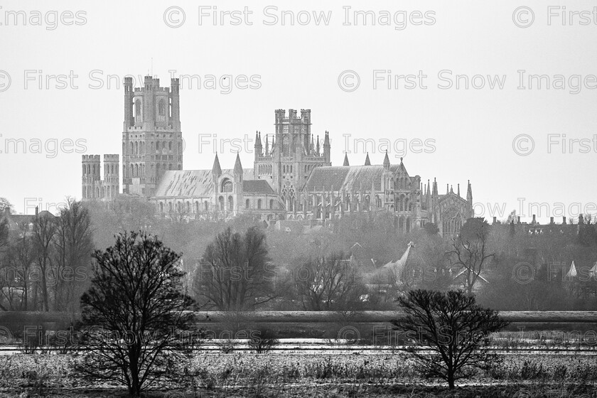 Southerly-View,-Ely-Cathedral 
 PLEASE NOTE - THIS IMAGE HAS BEEN VERY POPULAR AND I HAVE 2 CURRENTLY AVAILABLE. PLEASE MESSAGE ME VIA THE CONTACTS TAB TO ORDER MORE 
 Keywords: tx1_sale_limit:2
'Monochrome Ely Cathedral', DC087, card, jigsaw, old hall cathedral ely, portfolio, wraptious